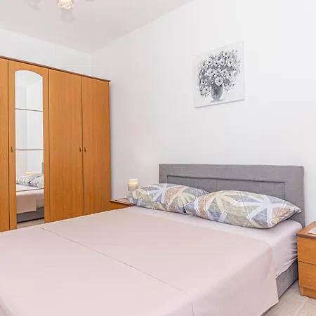 Awesome In Apartman Raslina