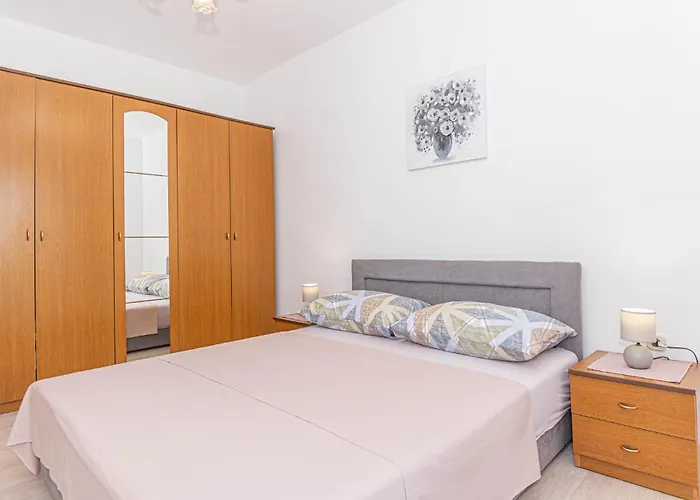 Awesome In Apartman Raslina